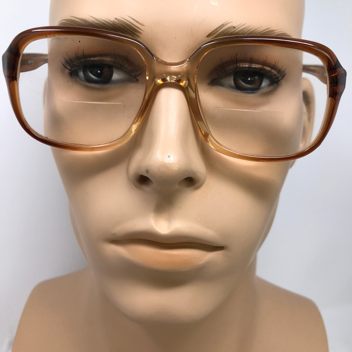 Dollond & Aitchison Dirk