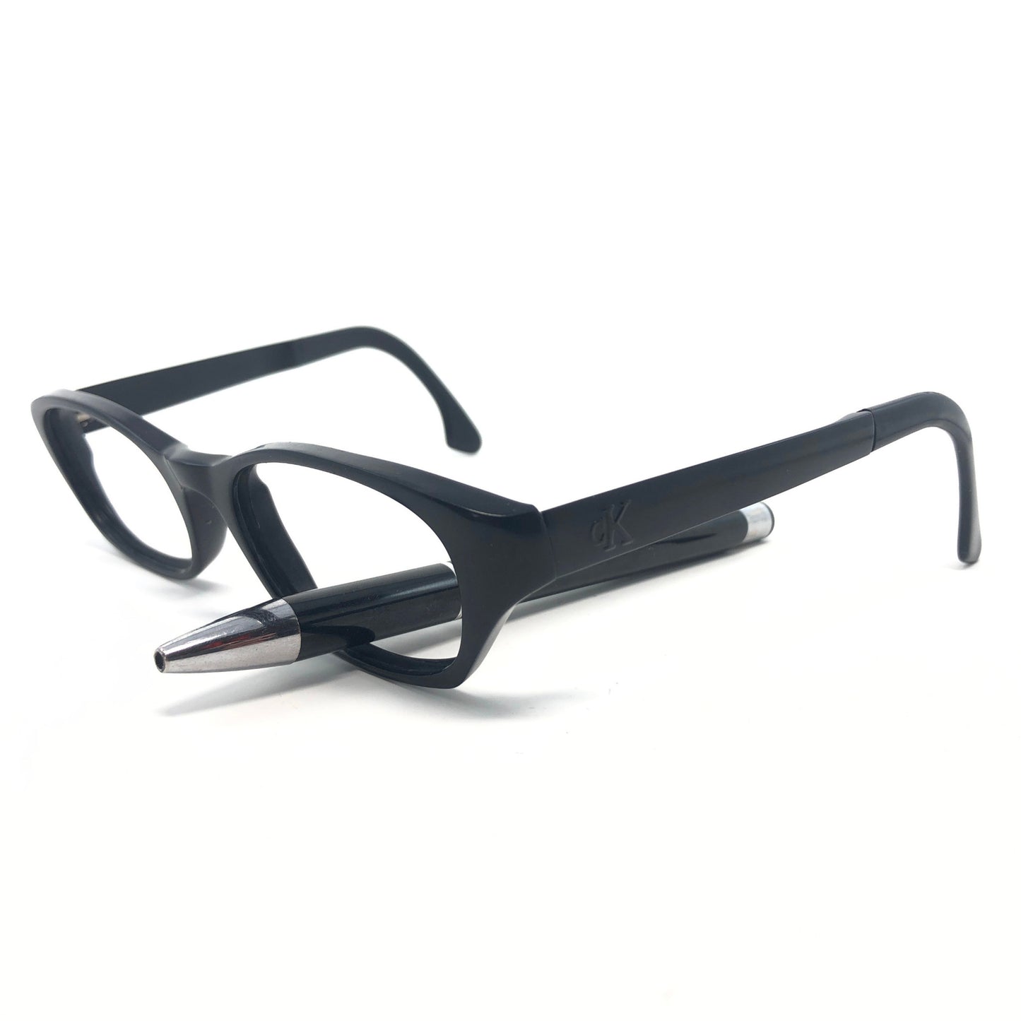 Calvin Klein Casey Oval