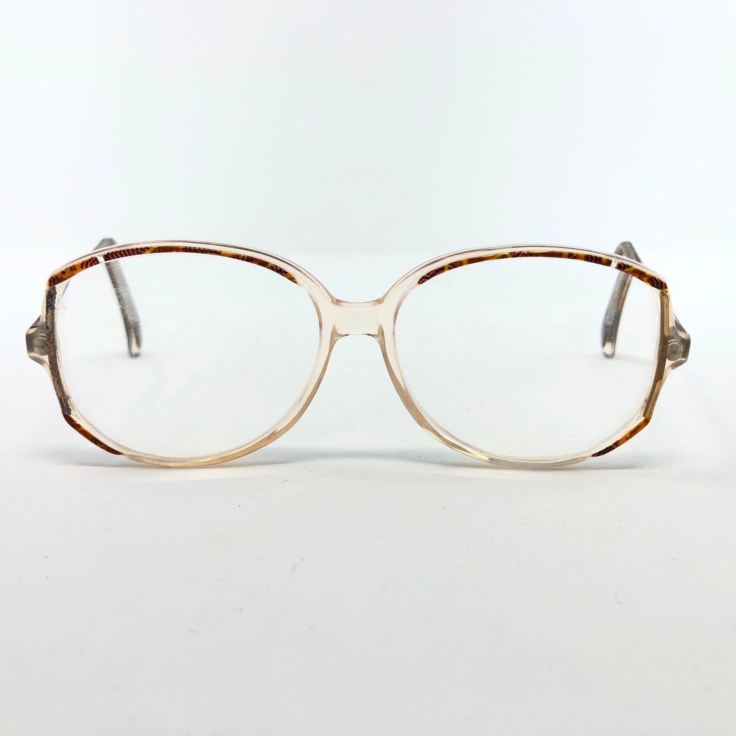 Specsavers Leona
