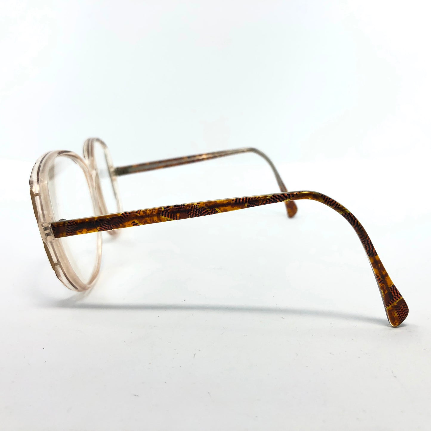 Specsavers Leona