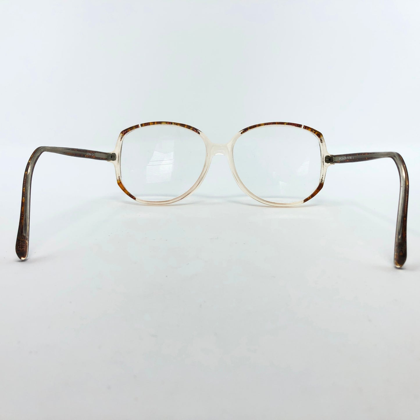 Specsavers Leona