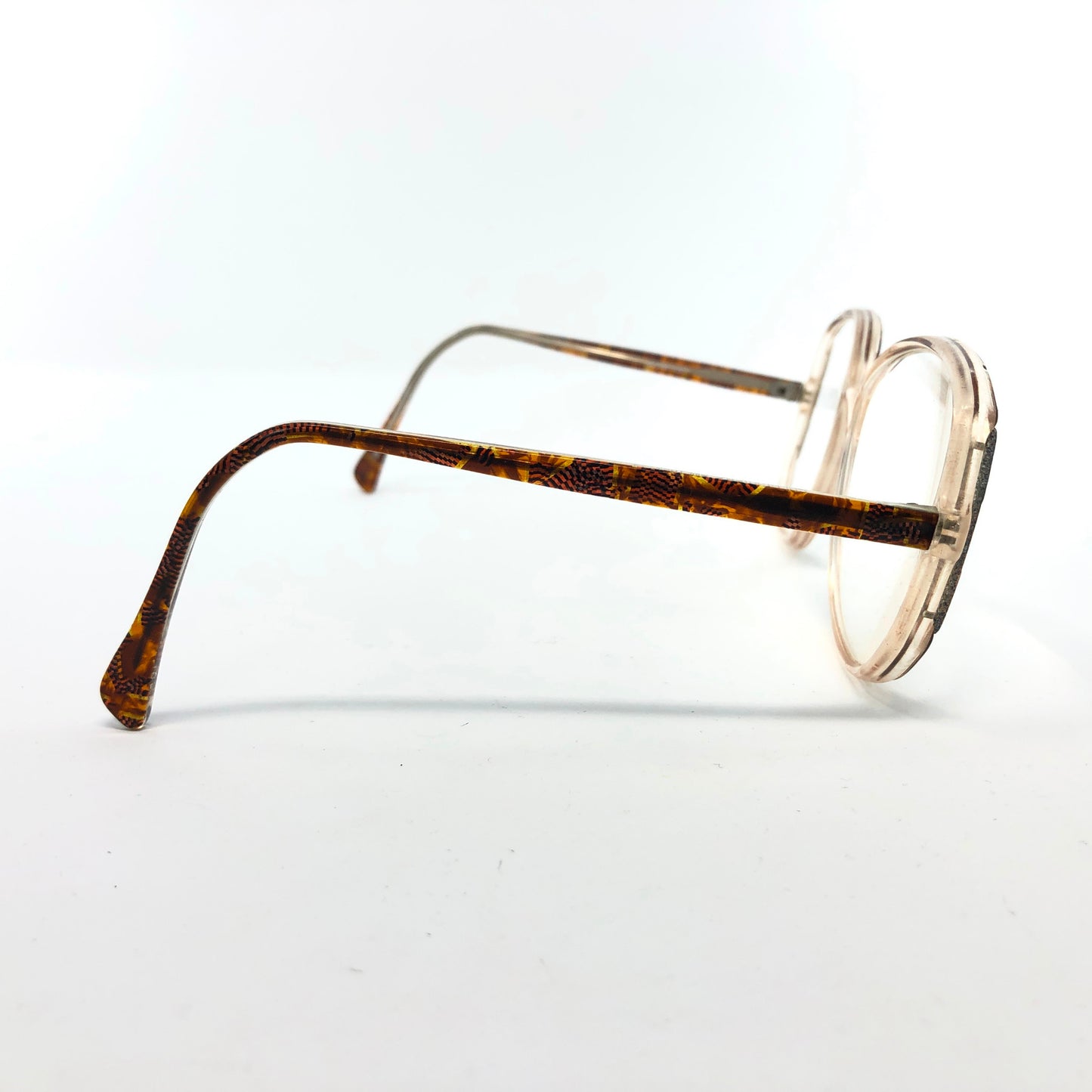 Specsavers Leona