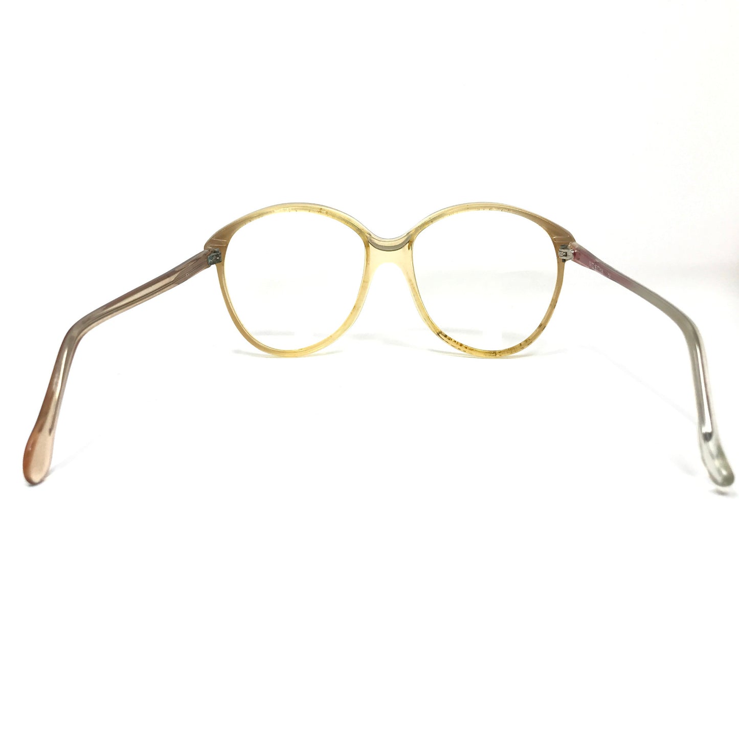 Clarissa Rounded