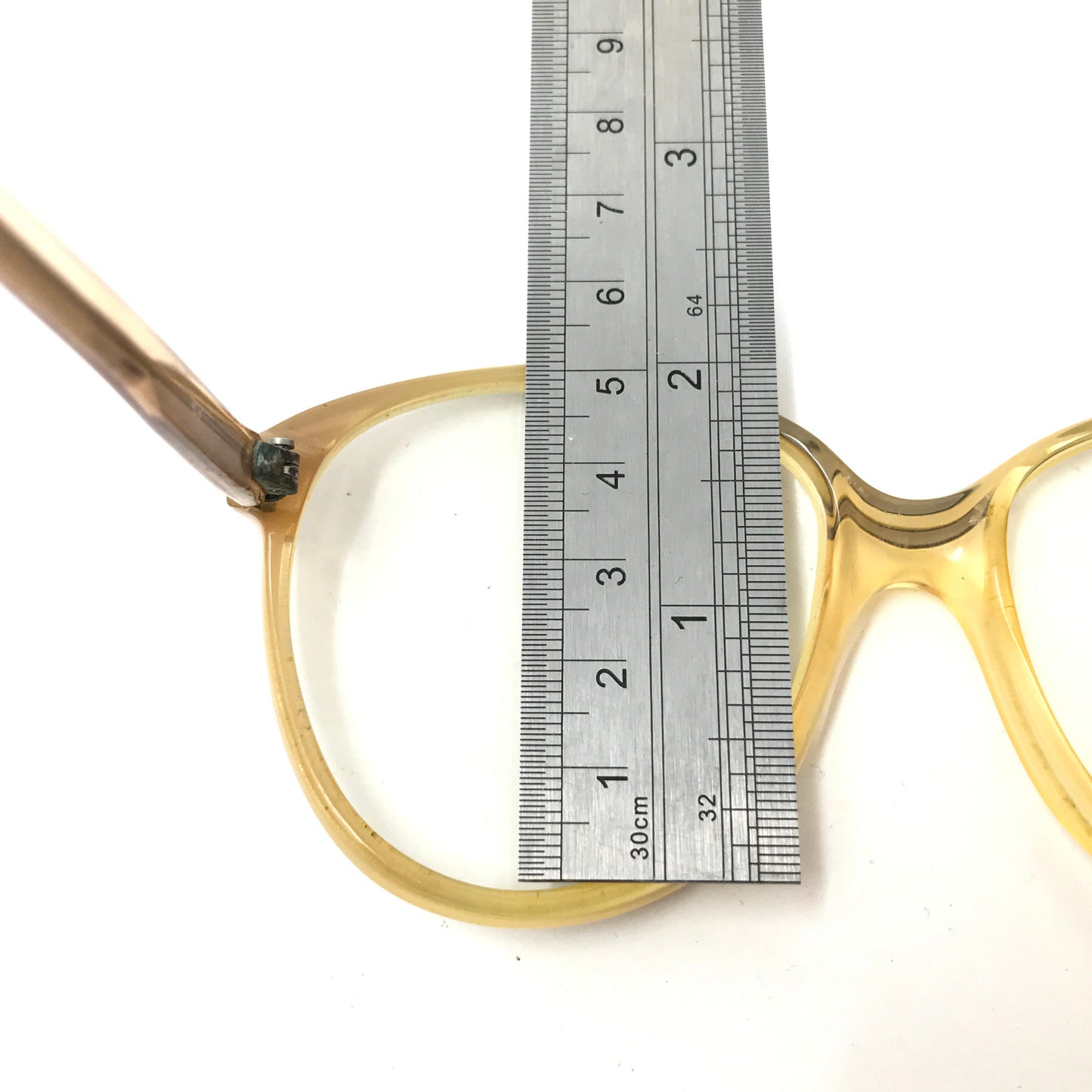 Clarissa Rounded