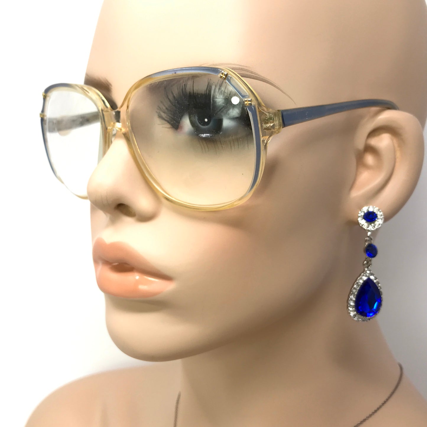 Delphine Blue Square