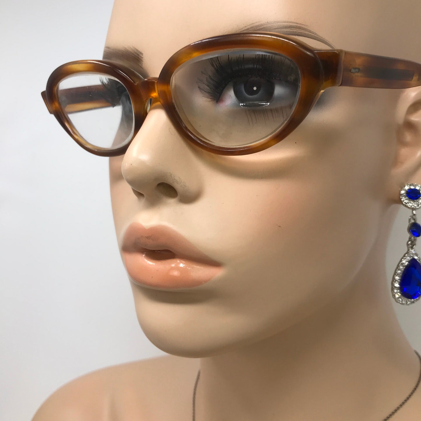 Claudette Tortoise Oval