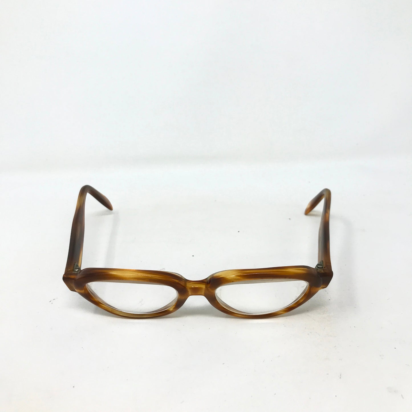 Claudette Tortoise Oval
