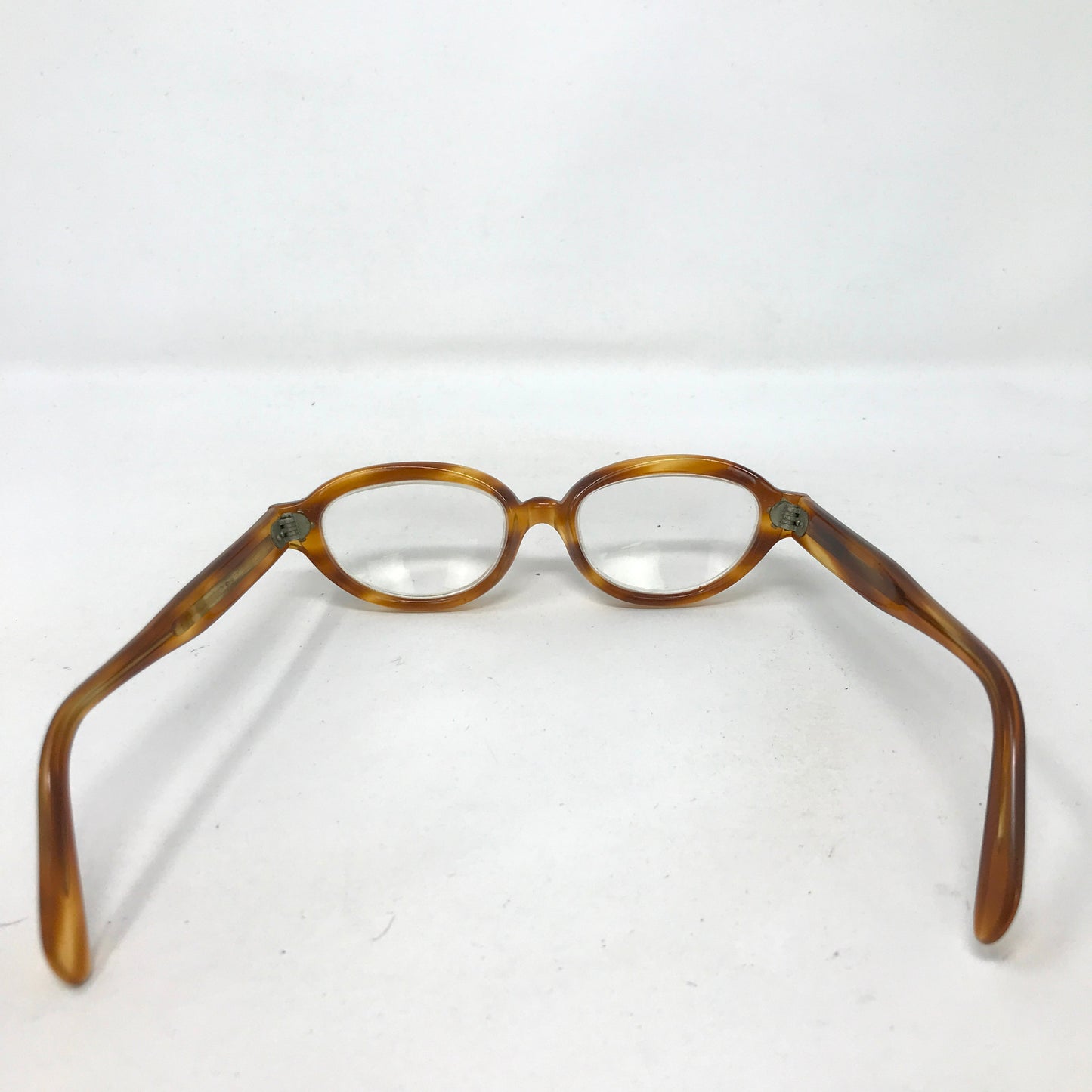 Claudette Tortoise Oval