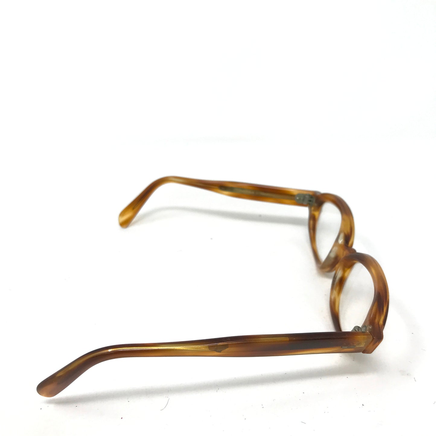Claudette Tortoise Oval