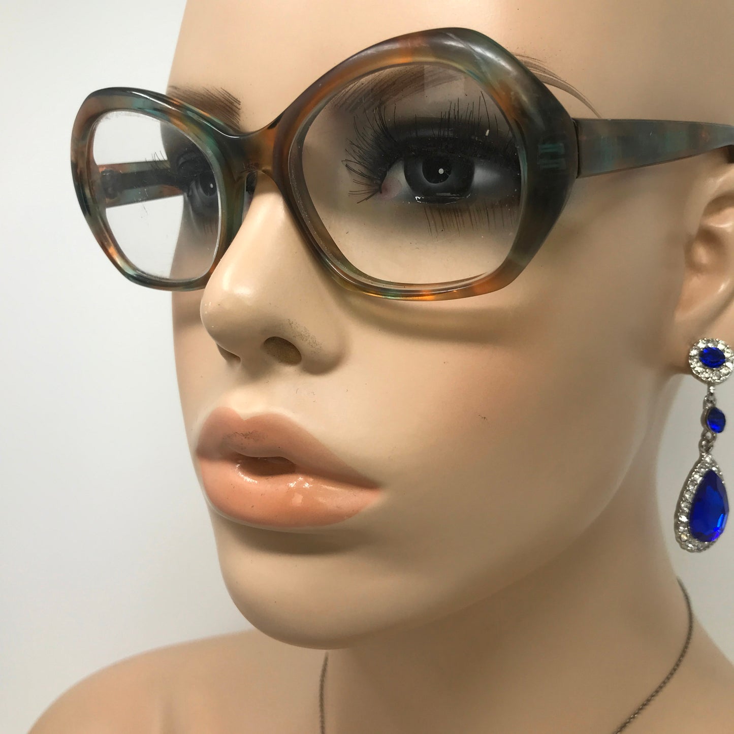 Antoinette Tortoise Quirky