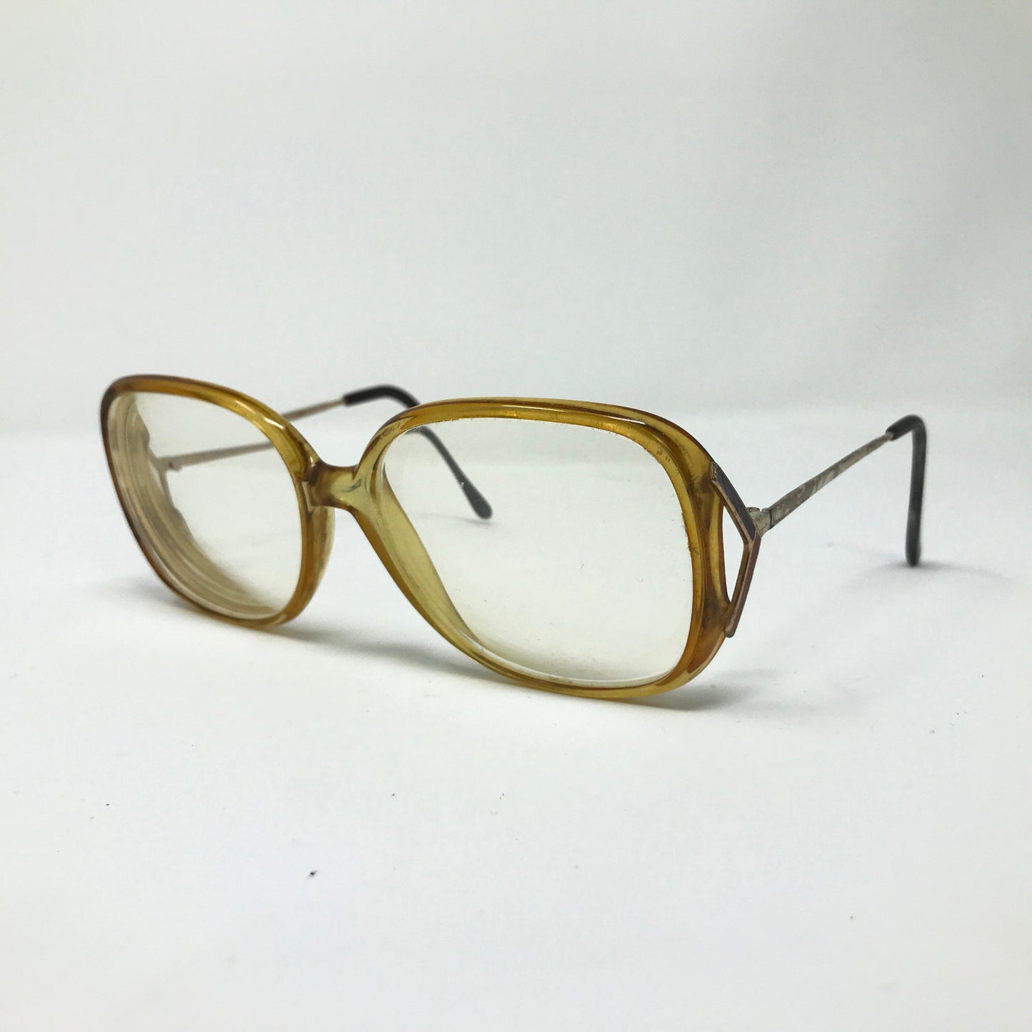 Charmant 4642