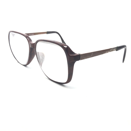 Roy Tower Country 33