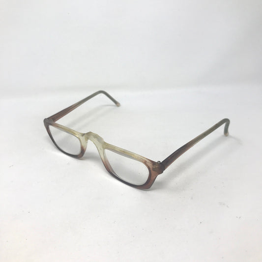 Delilah Brown Half Moon