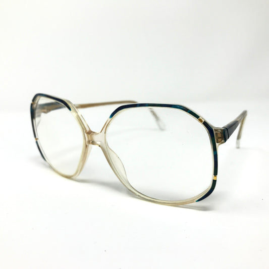 Specsavers Caroline