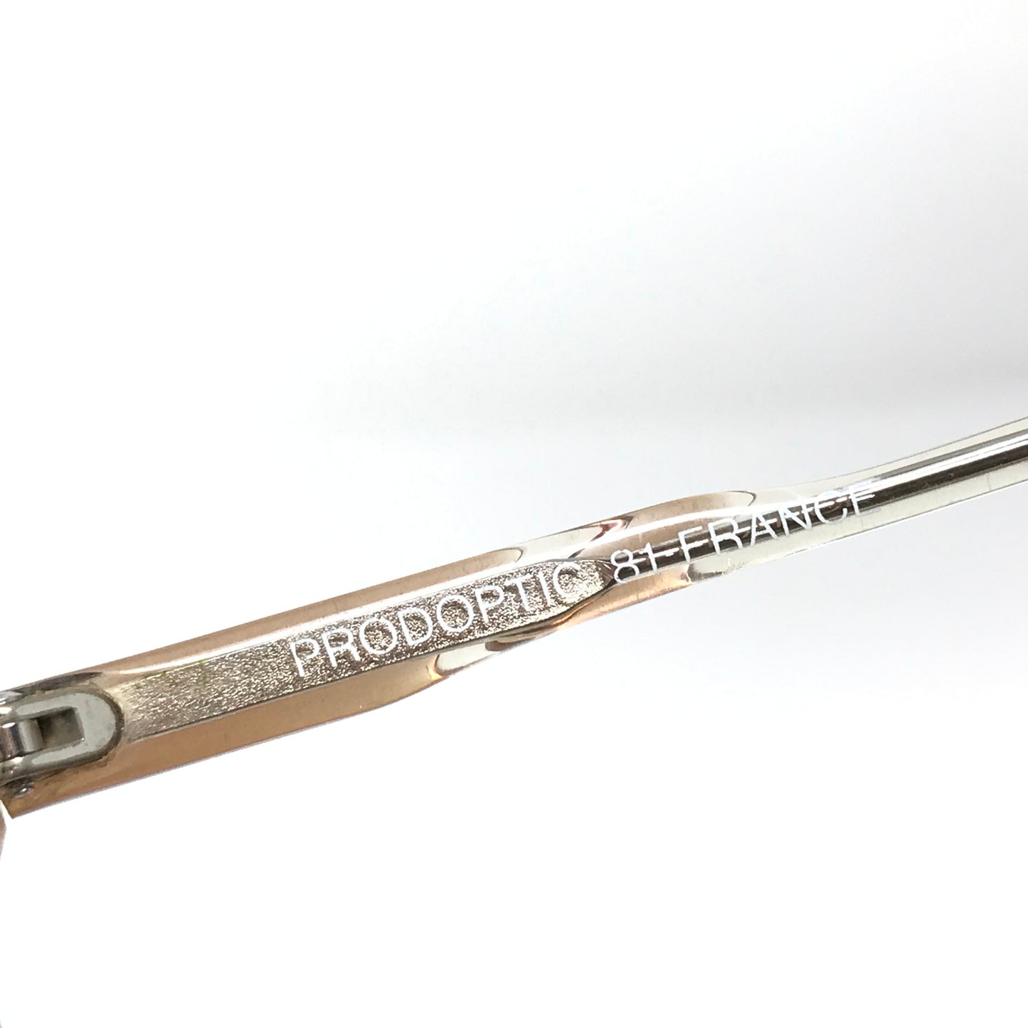 Prodoptic Pleiades 425