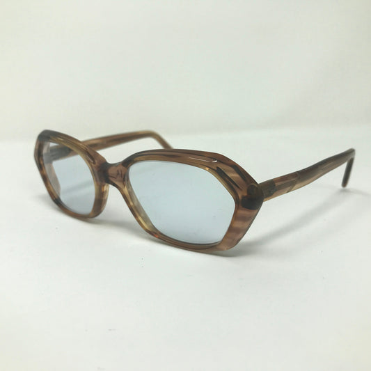 Sophie Brown Oval