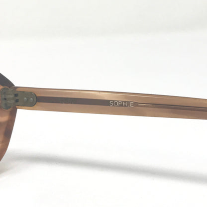Sophie Brown Oval