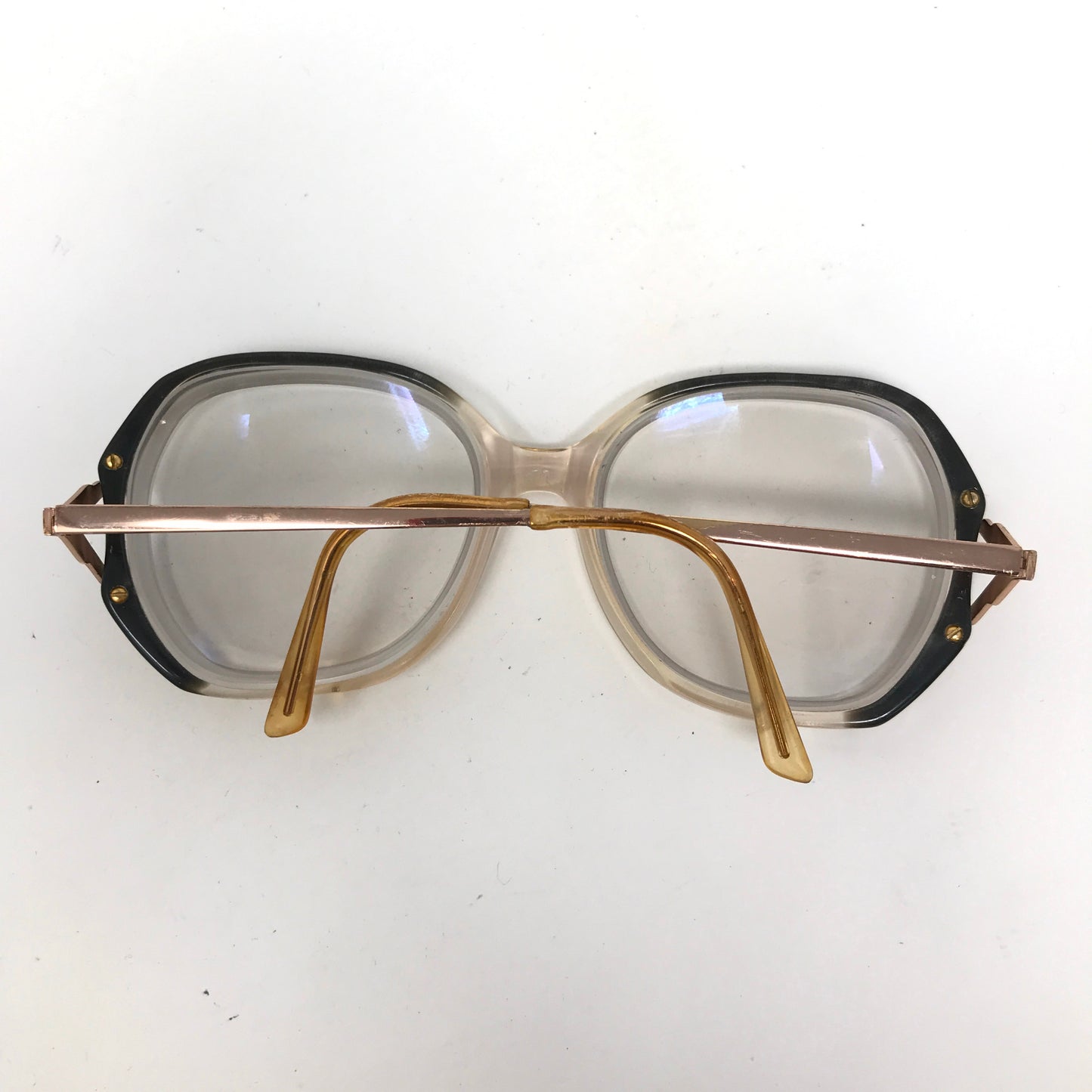 Ivy Black Square